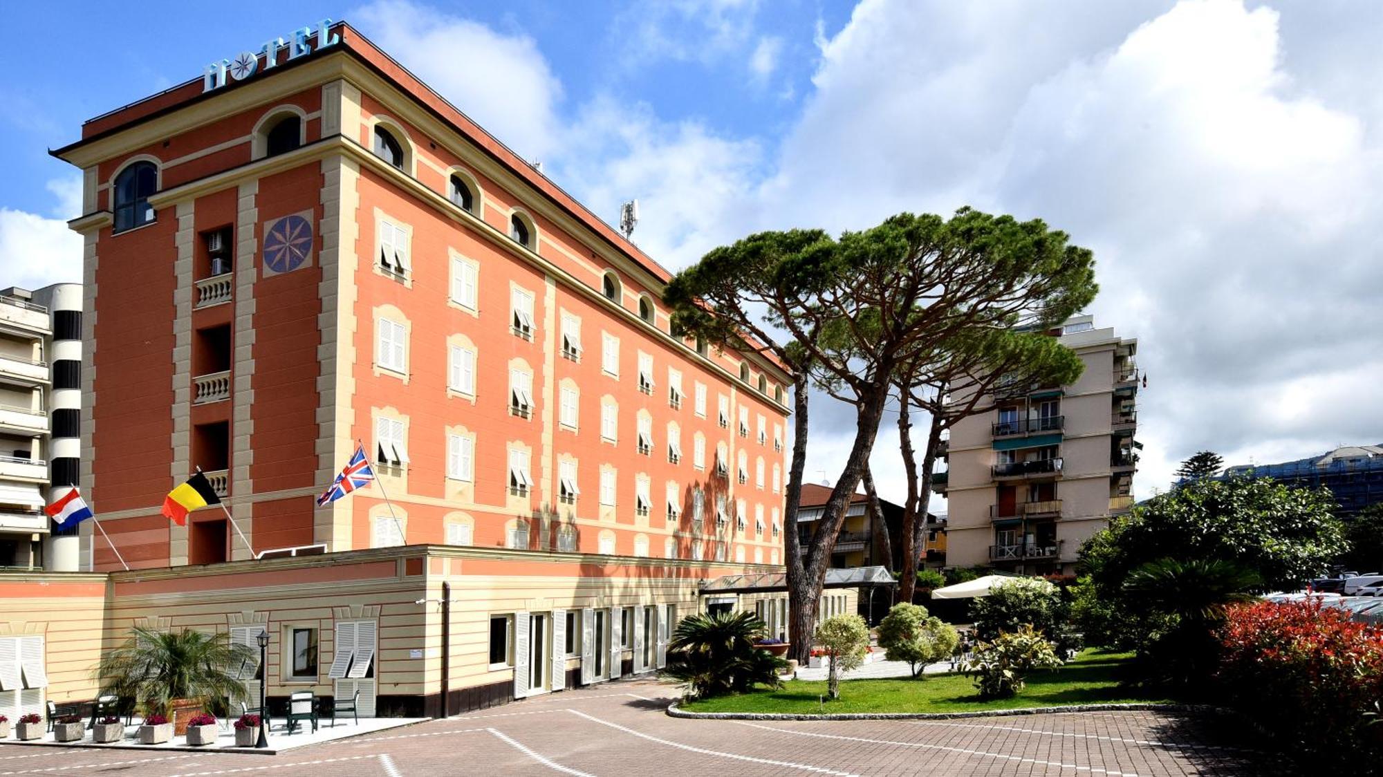 Hotel Sud Est by Fam Rossetti Lavagna Extérieur photo